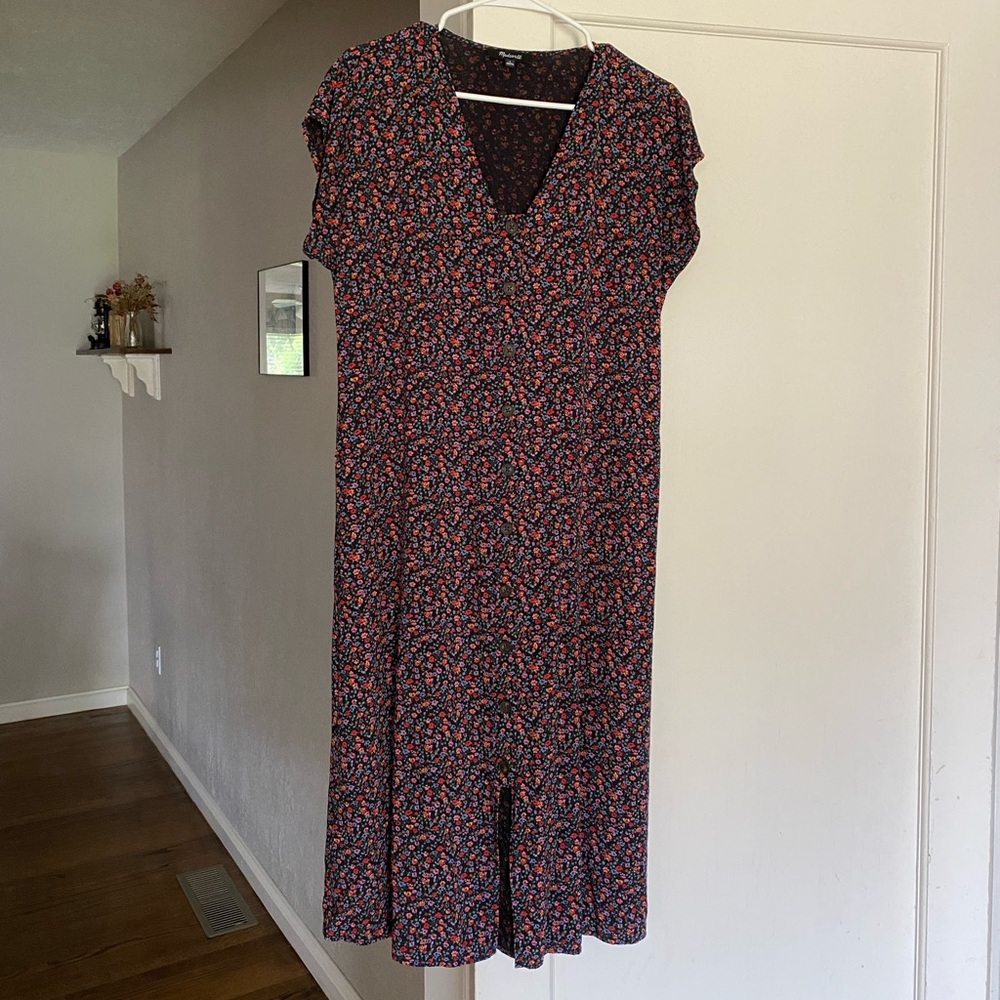 Madewell Easy Midi Dress in Fieldwalk Floral